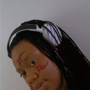 Meet your Posher, Janay